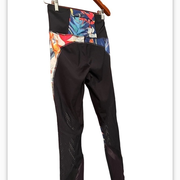 Athleta Tropical Precision Mesh Ankle Tight Sz Medium Athletic Leggings - Picture 4 of 11